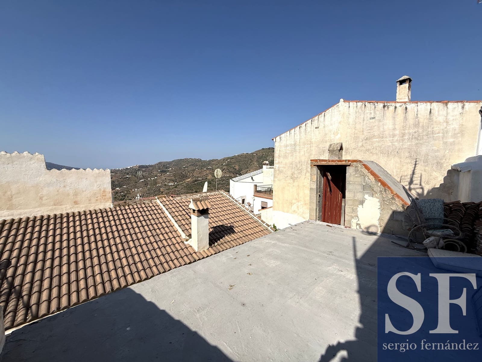 Casa de 2 habitaciones en Canillas de Albaida en venta - 78.000 € (Ref: 9941514)
