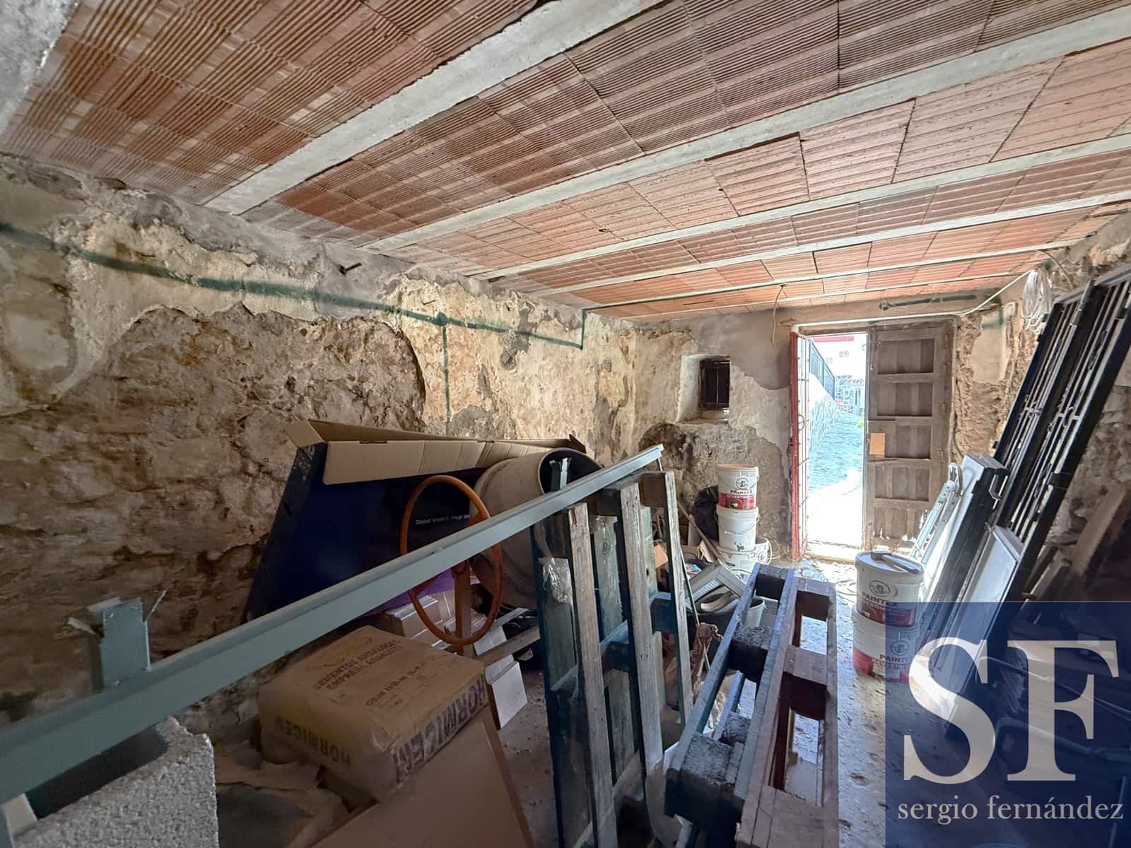 Casa de 2 habitaciones en Canillas de Albaida en venta - 78.000 € (Ref: 9941514)