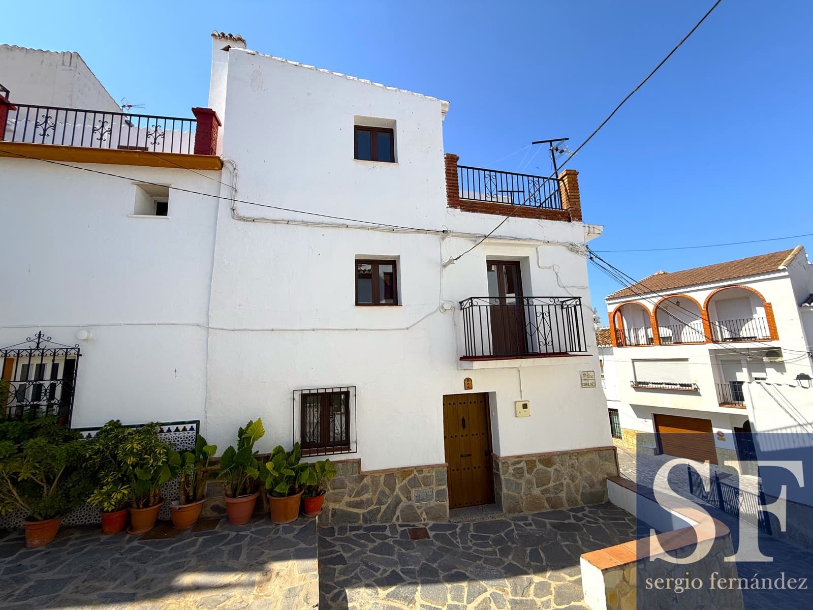 Casa de 5 habitaciones en Canillas de Aceituno en venta - 150.000 € (Ref: 9941516)