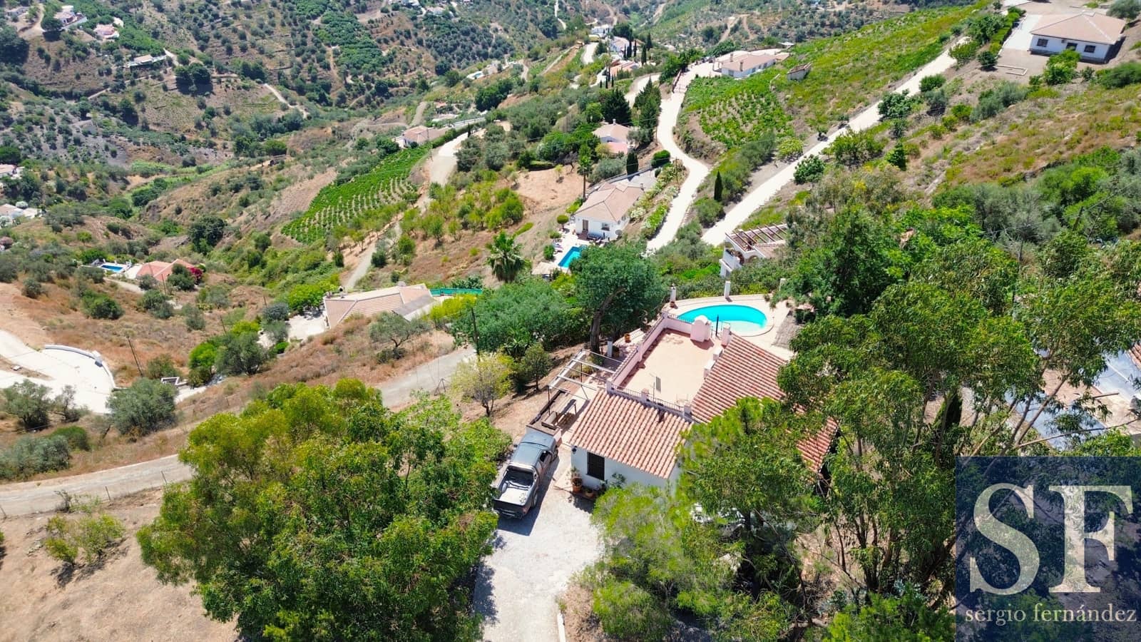 2 soveværelse Villa til salg i Competa med swimmingpool - € 330.000 (Ref: 9953212)