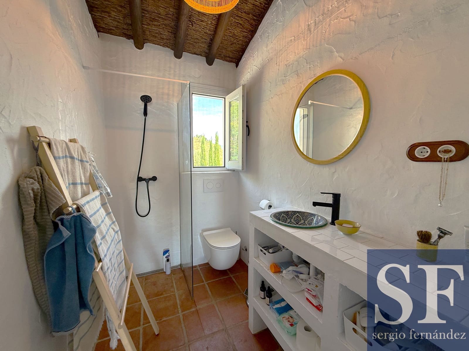 2 soveværelse Villa til salg i Competa med swimmingpool garage - € 349.000 (Ref: 9965793)