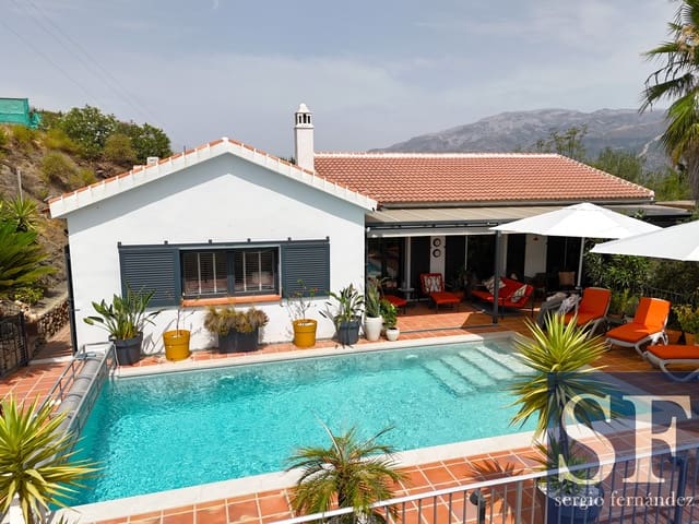 3 soveværelse Villa til salg i Cómpeta med swimmingpool - € 550.000 (Ref: 9975946)