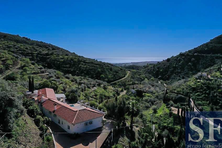 3 Zimmer Villa zu verkaufen in Arenas mit Pool - 730.000 € (Ref: 9999276)