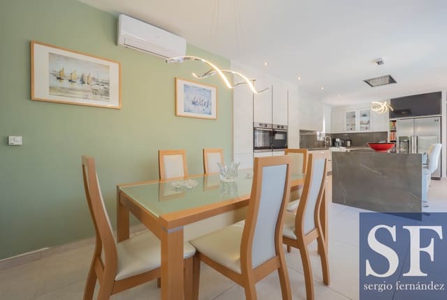 3 soverom Villa til salgs i Arenas med svømmebasseng - € 730 000 (Ref: 9999276)