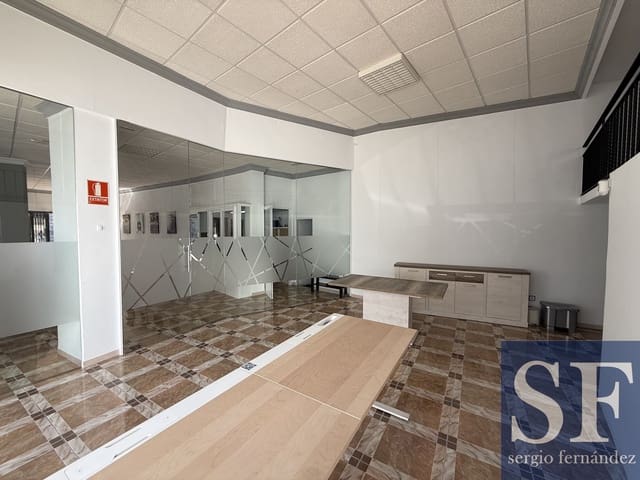 Entreprise de location de vacances à Cómpeta - 1 400 € (Ref: 9999277)