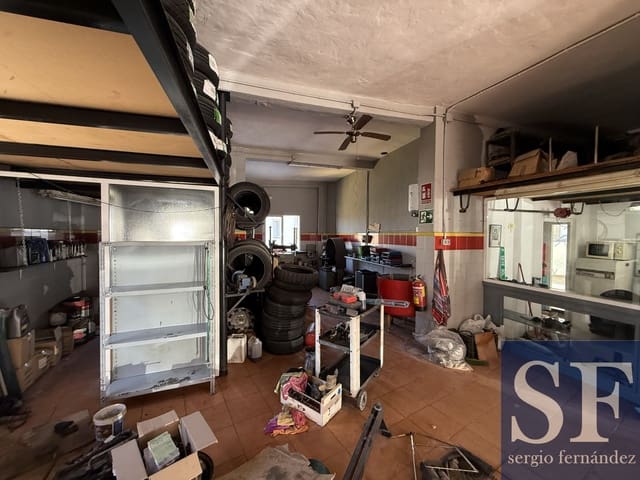 Entreprise de location de vacances à Cómpeta - 2 000 € (Ref: 9999278)