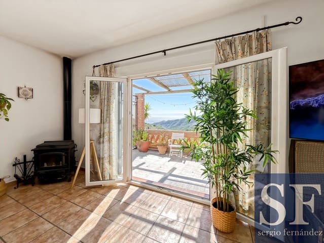 4 chambre Villa/Maison à vendre à Cómpeta avec piscine - 425 000 € (Ref: 9999279)