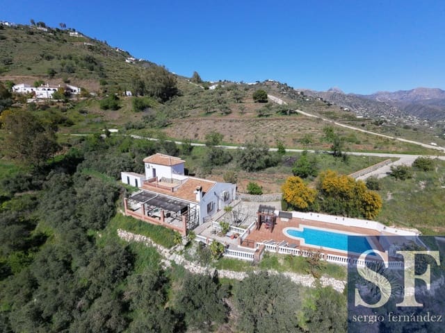4 chambre Villa/Maison à vendre à Cómpeta avec piscine - 425 000 € (Ref: 9999279)