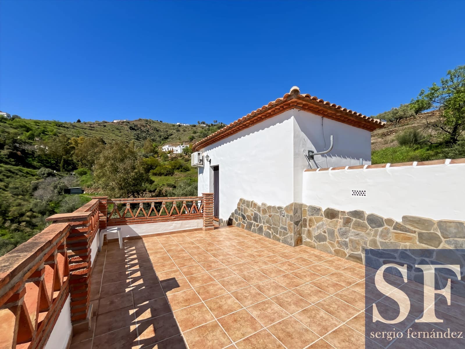 4 chambre Villa/Maison à vendre à Competa avec piscine - 425 000 € (Ref: 9999279)