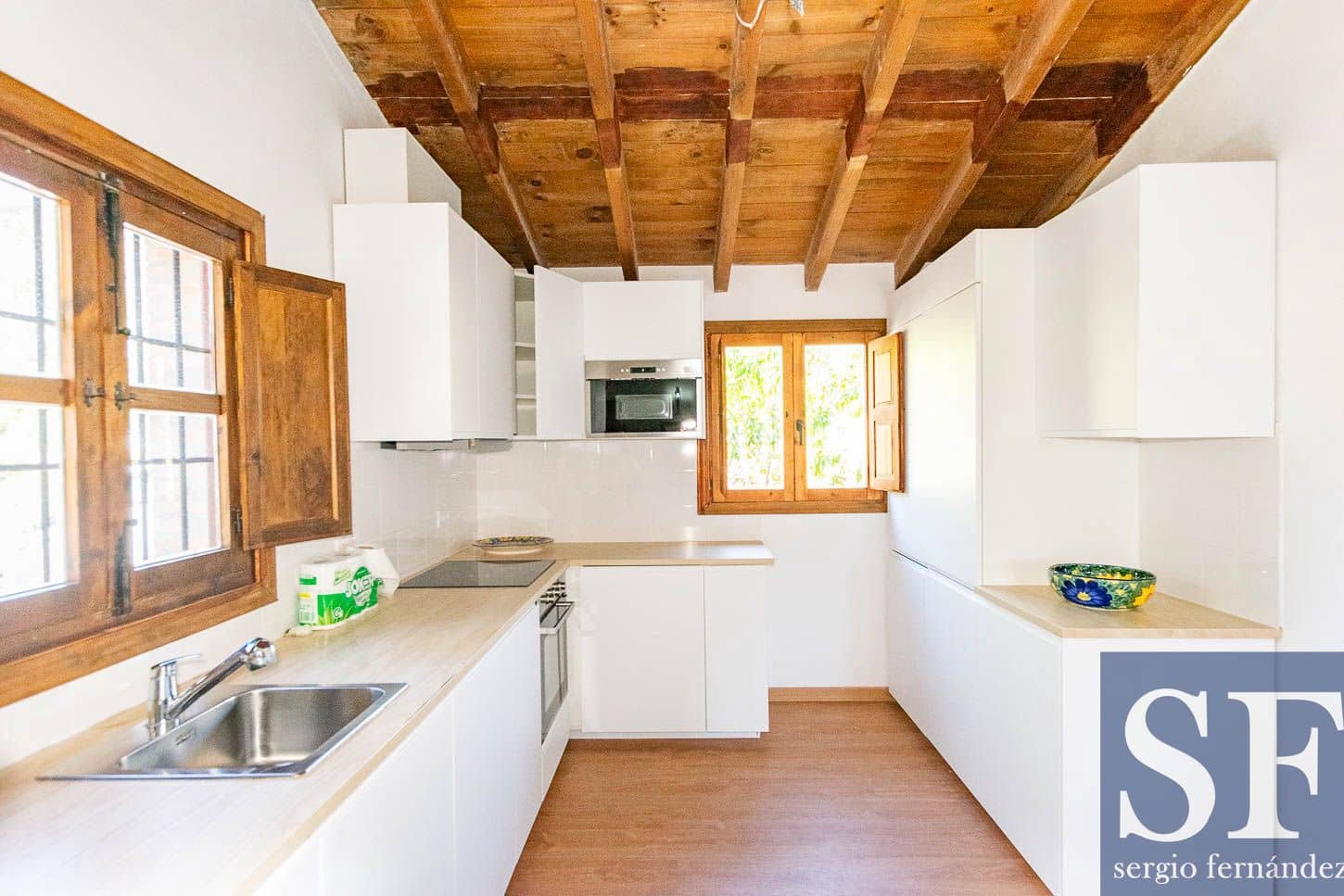 3 sypialnia Willa na sprzedaż w Competa z basenem garażem - 395 000 € (Ref: 9999280)