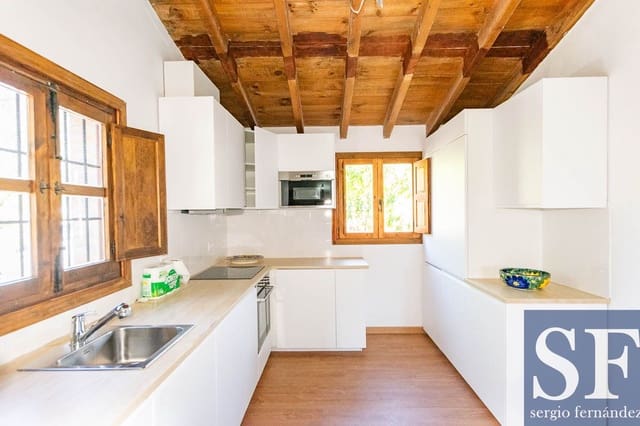 3 sypialnia Willa na sprzedaż w Cómpeta z basenem garażem - 395 000 € (Ref: 9999280)