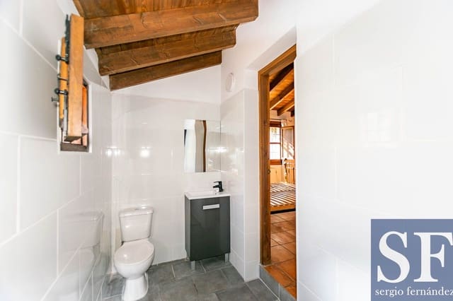 3 sypialnia Willa na sprzedaż w Cómpeta z basenem garażem - 395 000 € (Ref: 9999280)