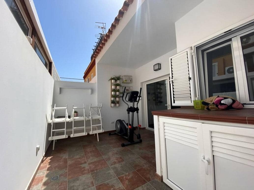 2 camera da letto Villetta a Schiera da affittare in San Bartolome de Tirajana con garage - 1.700 € (Rif: 10021048)