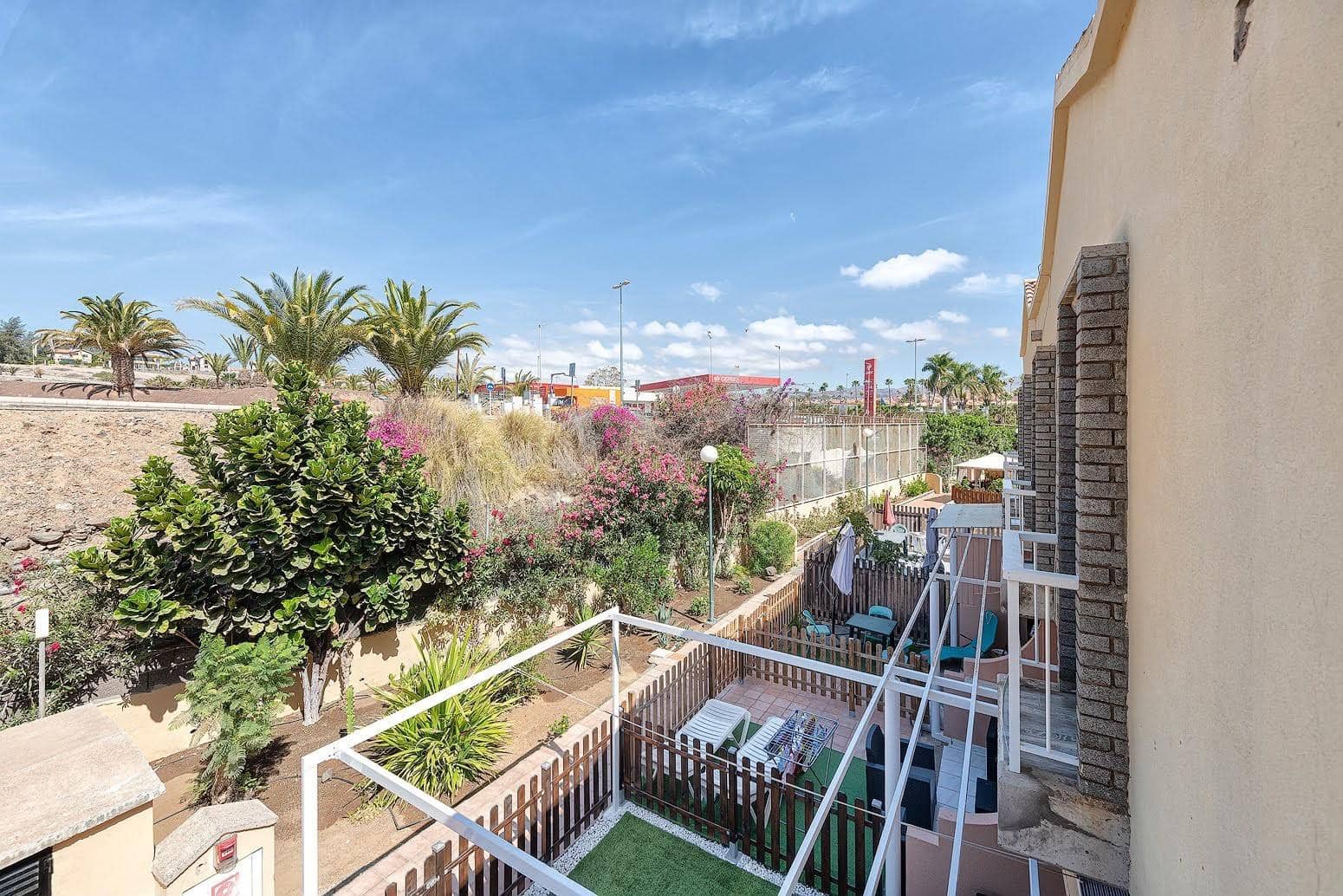 1 Zimmer Reihenhaus zu verkaufen in Campo Internacional mit Pool - 240.000 € (Ref: 10025862)