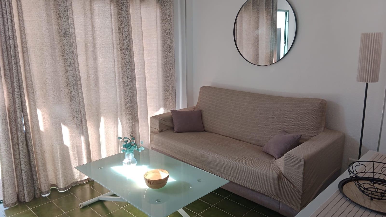 1 sovrum Lägenhet att hyra i Sonneland med pool - 1 100 € (Ref: 10129363)