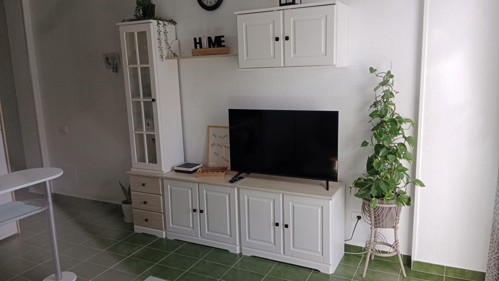1 sovrum Lägenhet att hyra i Sonneland med pool - 1 100 € (Ref: 10129363)