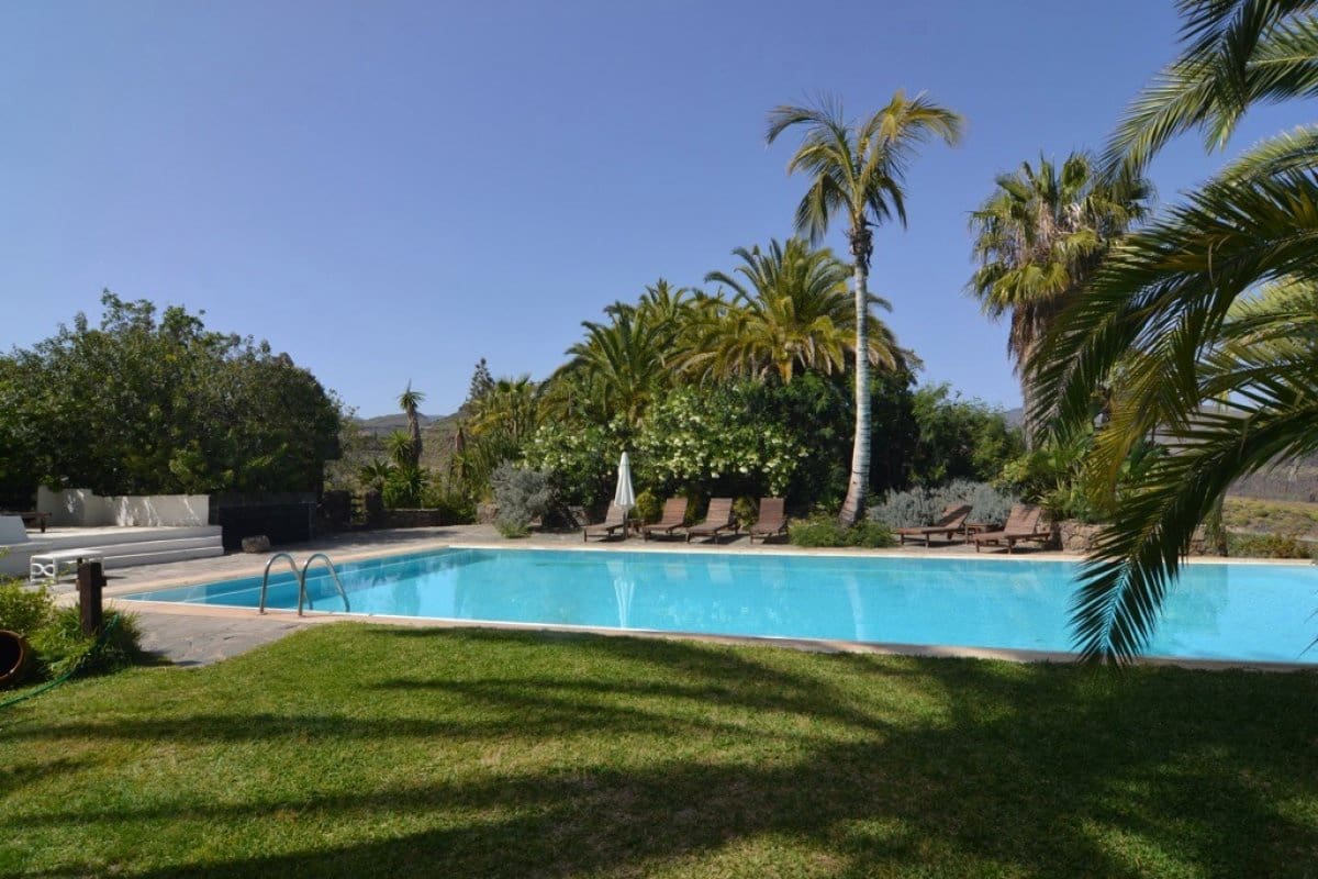 12 sovrum Villa till salu i Monte Leon med pool - 6 900 000 € (Ref: 5040393)