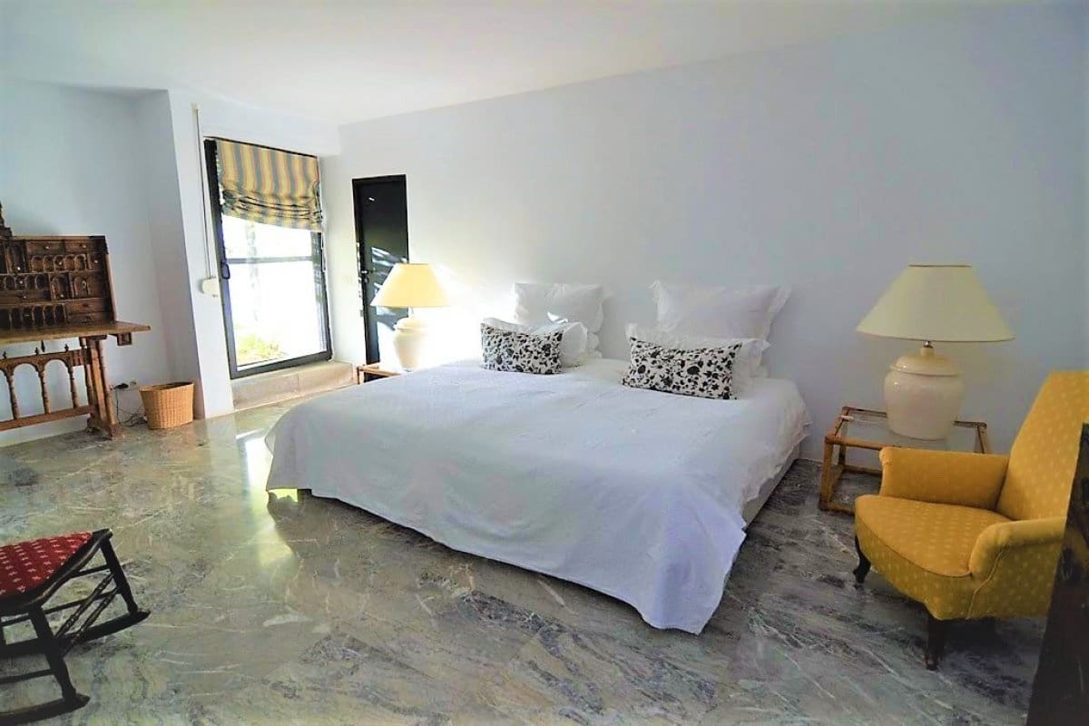 12 sovrum Villa till salu i Monte Leon med pool - 6 900 000 € (Ref: 5040393)