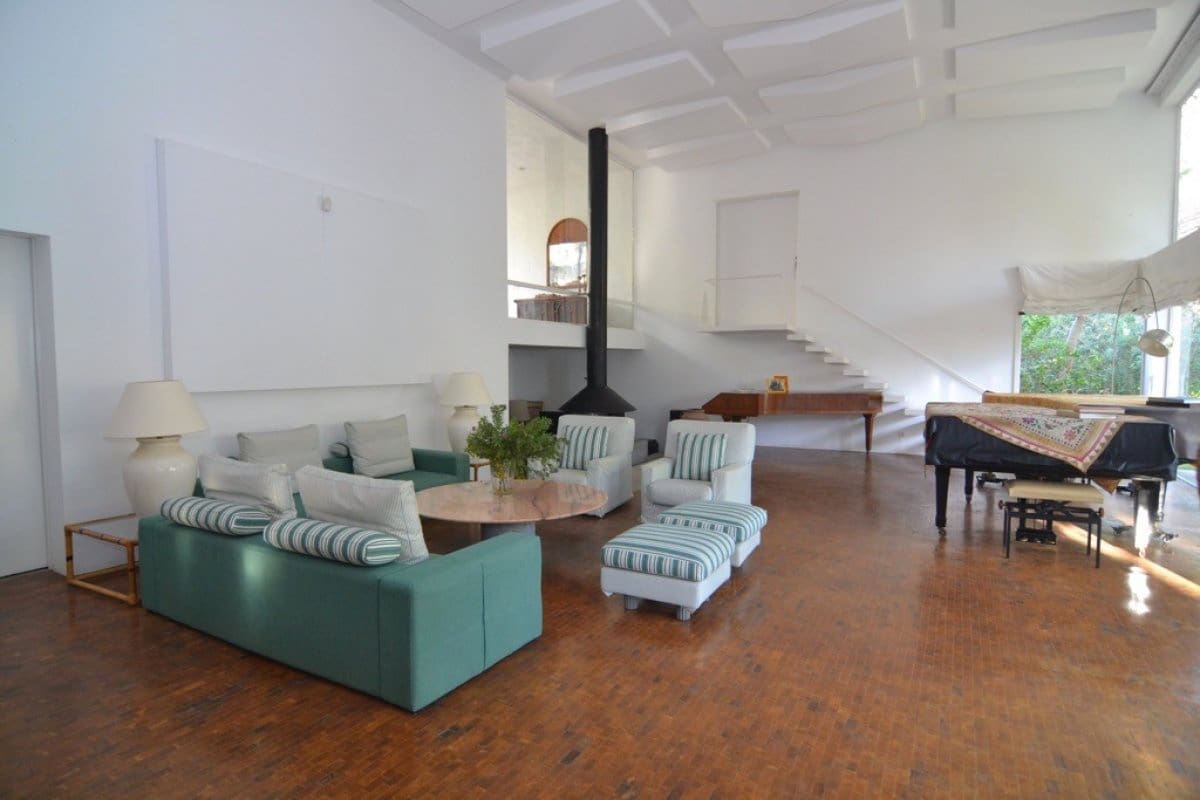 12 soverom Hotell til salgs i Monte Leon med svømmebasseng - € 6 900 000 (Ref: 5040481)