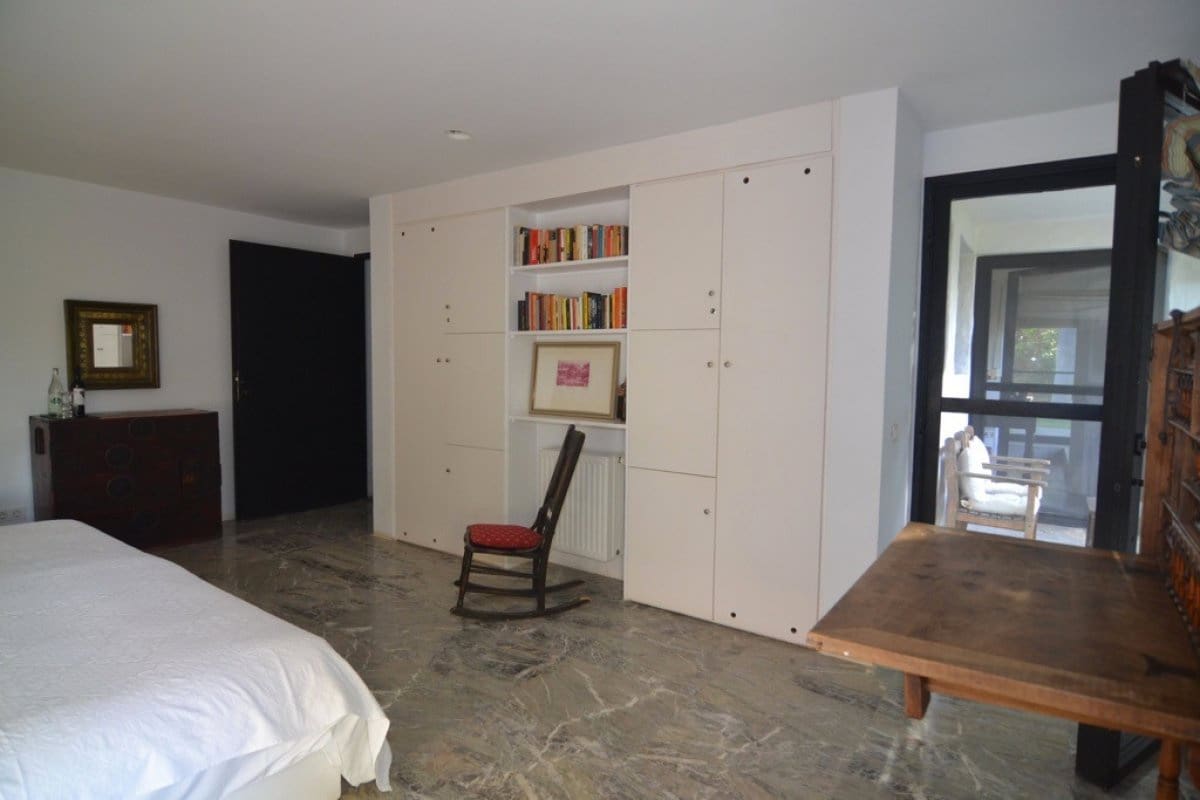 12 soverom Hotell til salgs i Monte Leon med svømmebasseng - € 6 900 000 (Ref: 5040481)