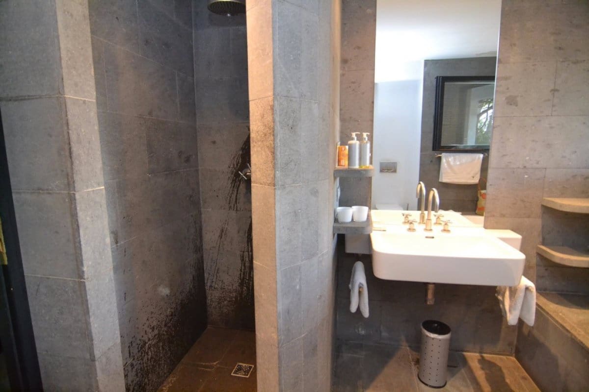 12 soverom Hotell til salgs i Monte Leon med svømmebasseng - € 6 900 000 (Ref: 5040481)