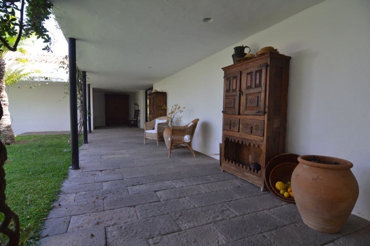 12 soverom Hotell til salgs i Monte Leon med svømmebasseng - € 6 900 000 (Ref: 5040481)