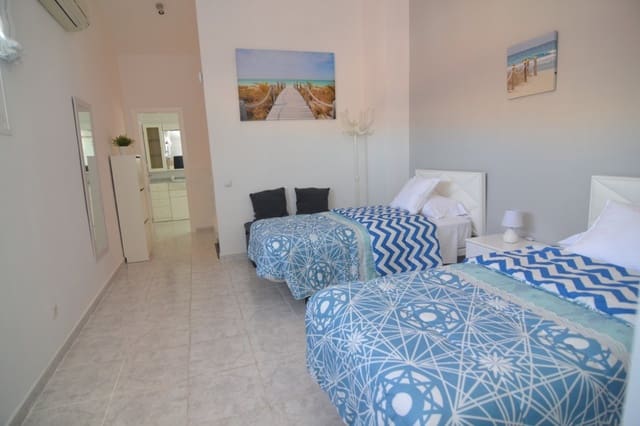 2 sovrum Lägenhet att hyra i Sonneland, San Bartolomé de Tirajana med pool - 1 500 € (Ref: 5583629)