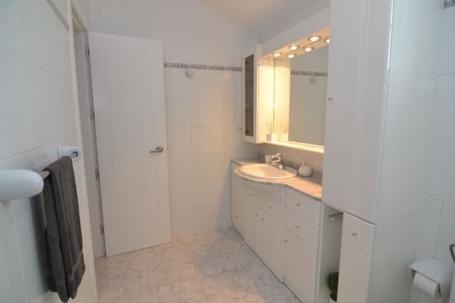 2 sovrum Lägenhet att hyra i Sonneland, San Bartolomé de Tirajana med pool - 1 500 € (Ref: 5583629)