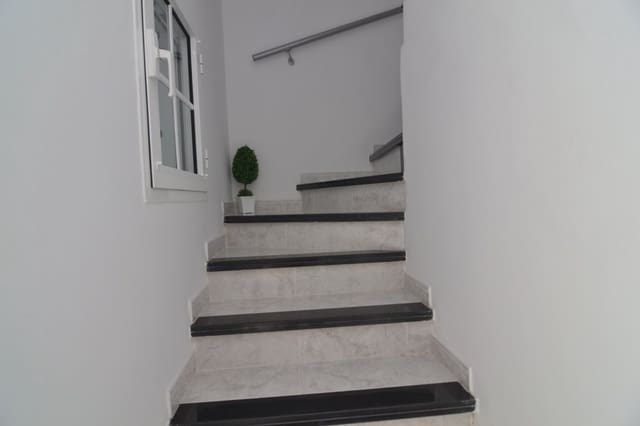 2 sovrum Lägenhet att hyra i Sonneland, San Bartolomé de Tirajana med pool - 1 500 € (Ref: 5583629)