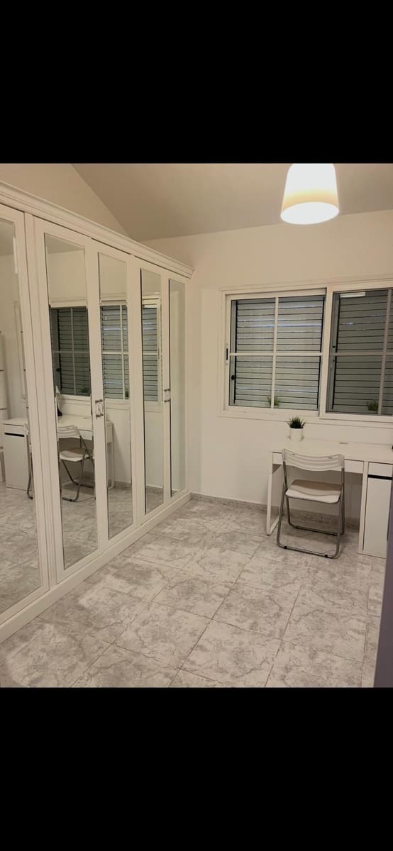 2 sovrum Lägenhet att hyra i Sonneland med pool - 1 500 € (Ref: 5583629)