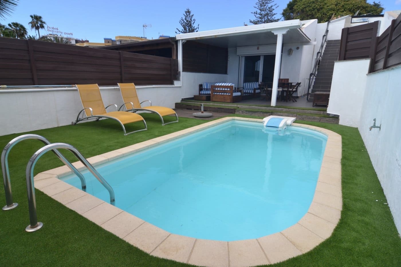 2 sovrum Bungalow att hyra i San Agustin med pool - 2 600 € (Ref: 5910782)