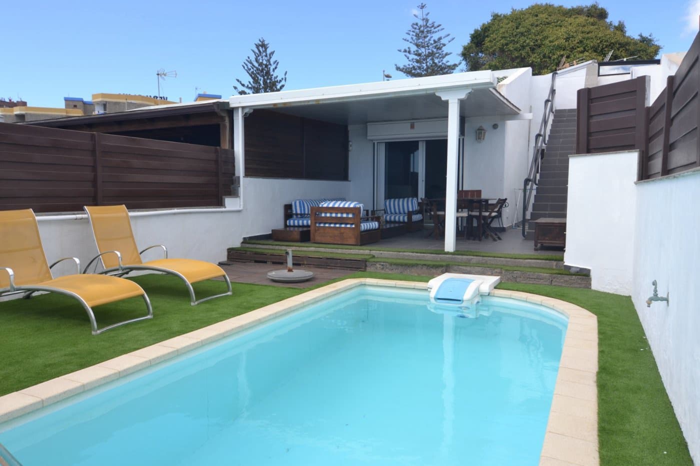 2 sovrum Bungalow att hyra i San Agustin med pool - 2 600 € (Ref: 5910782)