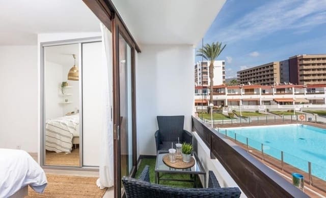 2 quarto Bungalow para arrendar em Playa del Inglés, San Bartolomé de Tirajana com piscina - 1 350 € (Ref: 5950551)