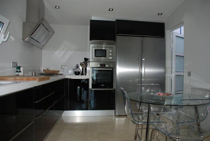 2 bedroom Bungalow for sale in Playa del Ingles with pool - € 599,900 (Ref: 6190165)