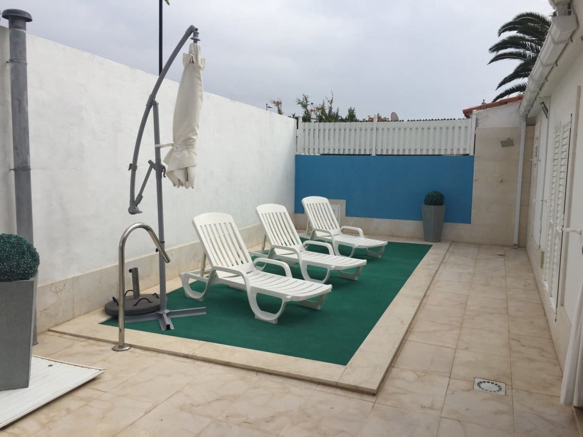 2 bedroom Bungalow for sale in Playa del Ingles with pool - € 599,900 (Ref: 6190165)