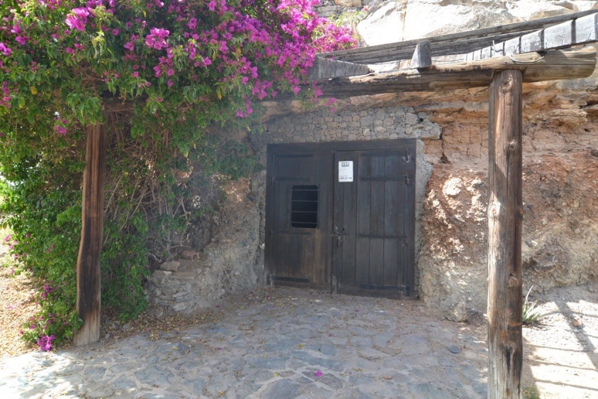 12 slaapkamer Villa te koop in San Bartolome de Tirajana met zwembad - € 6.900.000 (Ref: 6190193)