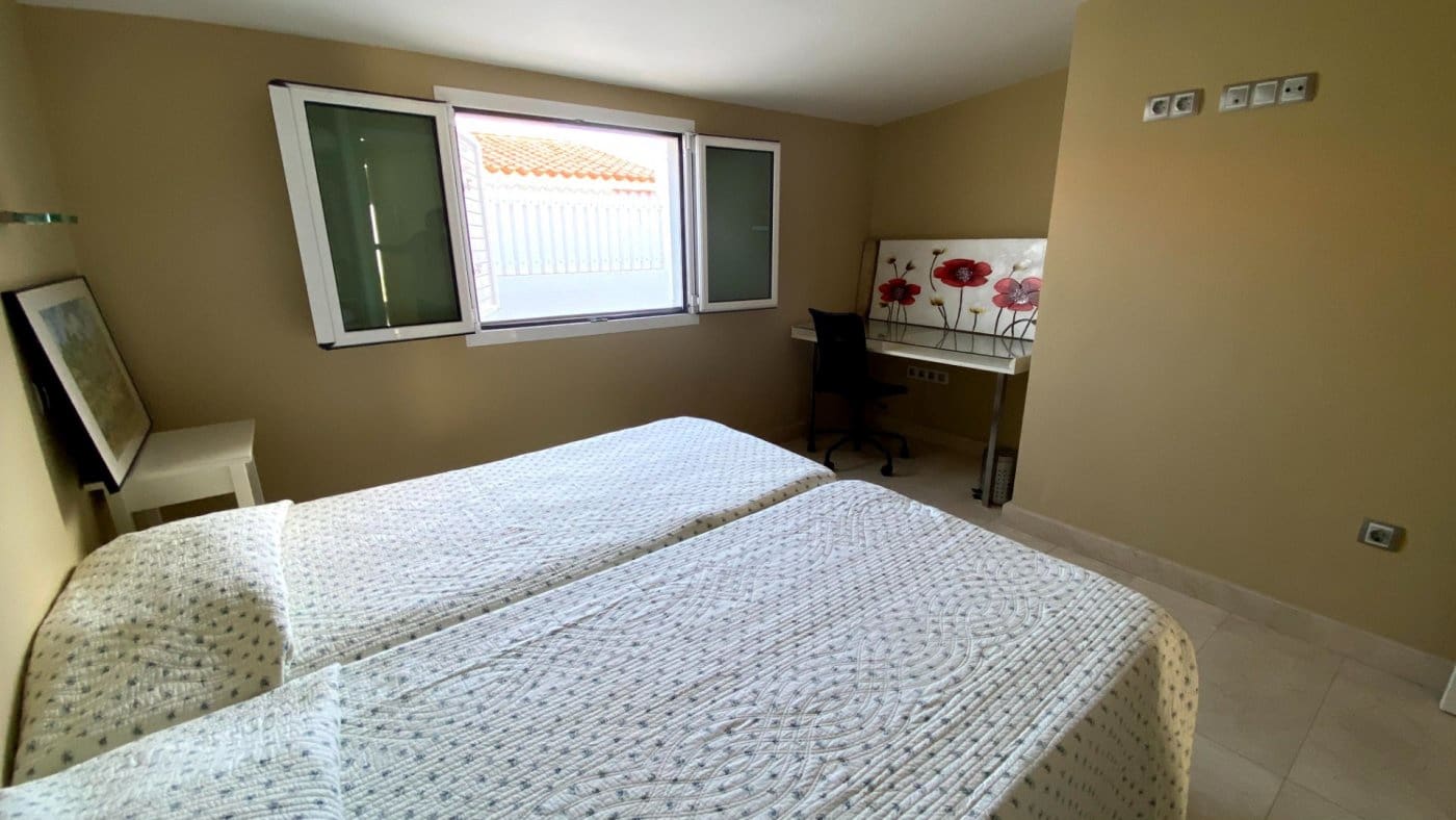 2 camera da letto Bungalow da affittare in Playa del Ingles con piscina - 2.500 € (Rif: 6244169)