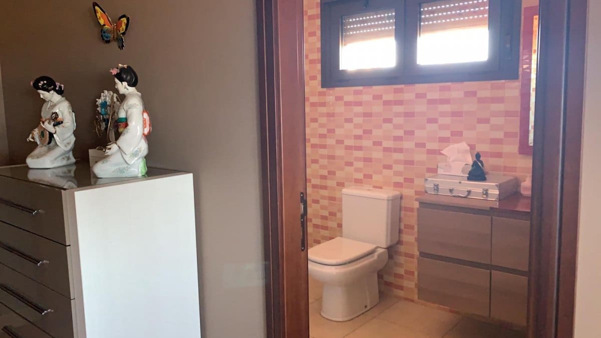 4 soveværelse Lejlighed til salg i Vecindario med garage - € 345.000 (Ref: 6990777)