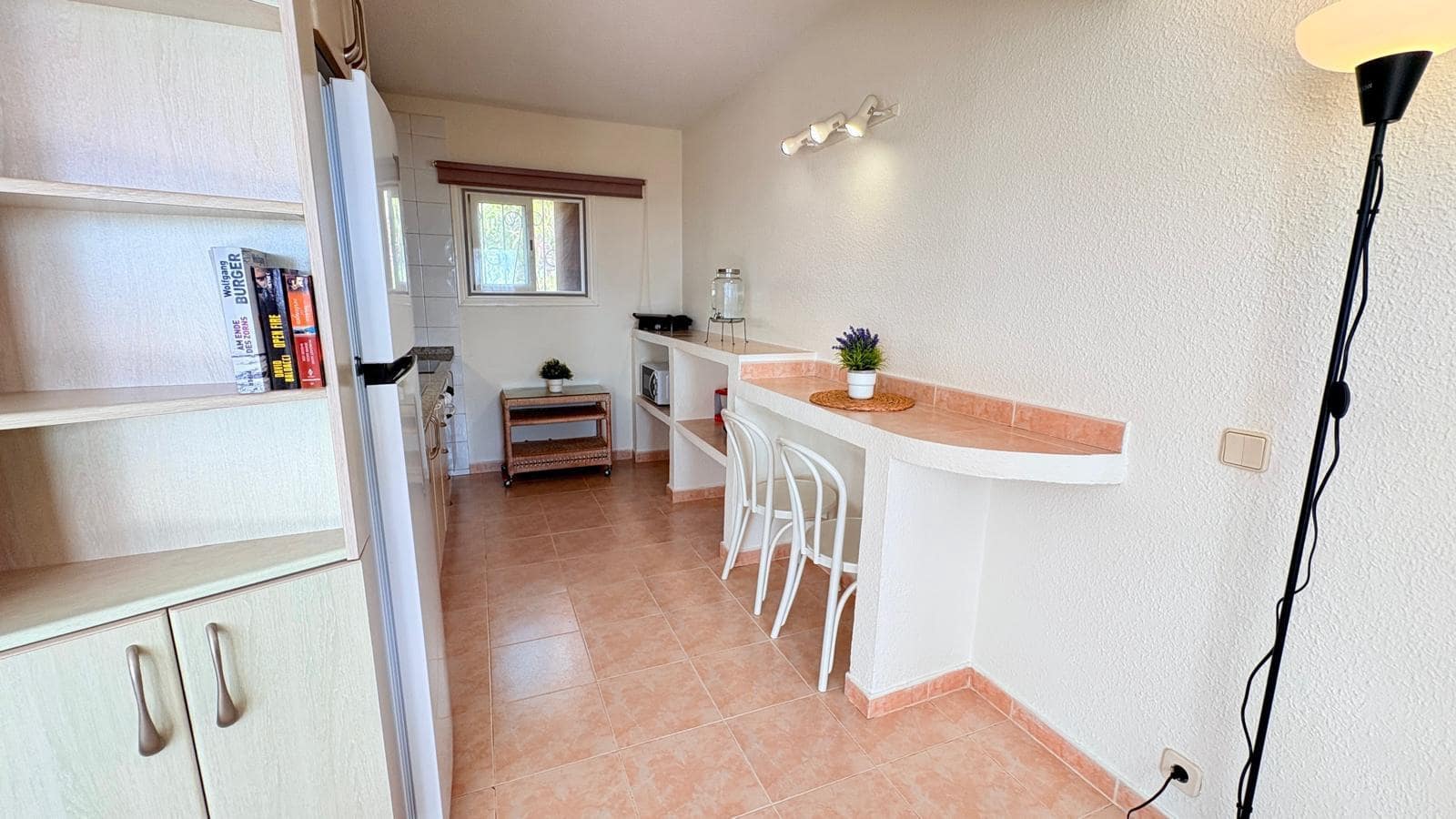 2 slaapkamer Bungalow te huur in San Bartolome de Tirajana met zwembad - € 1.900 (Ref: 6994251)