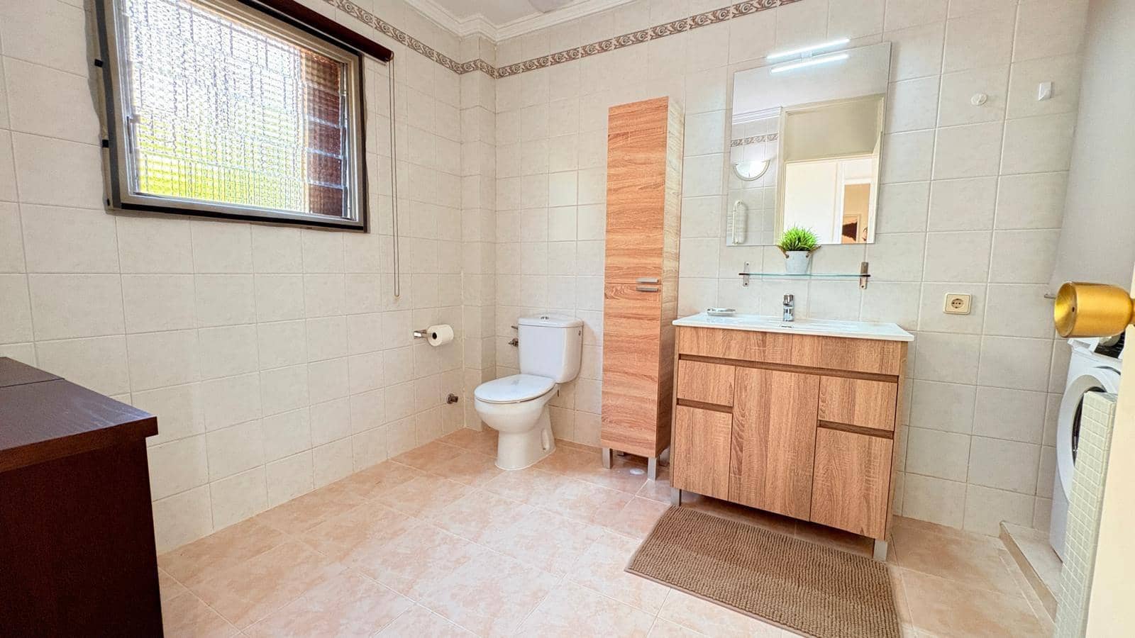 2 slaapkamer Bungalow te huur in San Bartolome de Tirajana met zwembad - € 1.900 (Ref: 6994251)