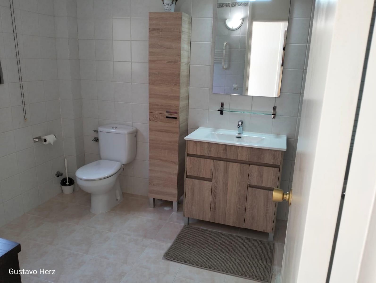 2 slaapkamer Bungalow te huur in San Bartolome de Tirajana met zwembad - € 1.900 (Ref: 6994251)