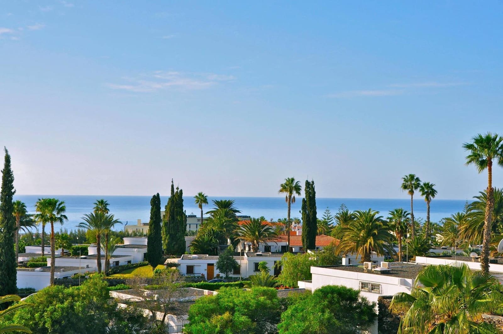 2 slaapkamer Bungalow te huur in San Bartolome de Tirajana met zwembad - € 1.900 (Ref: 6994251)