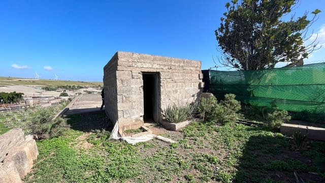 Finca/Landhuis te koop in Santa Lucía de Tirajana - € 75.000 (Ref: 7174398)