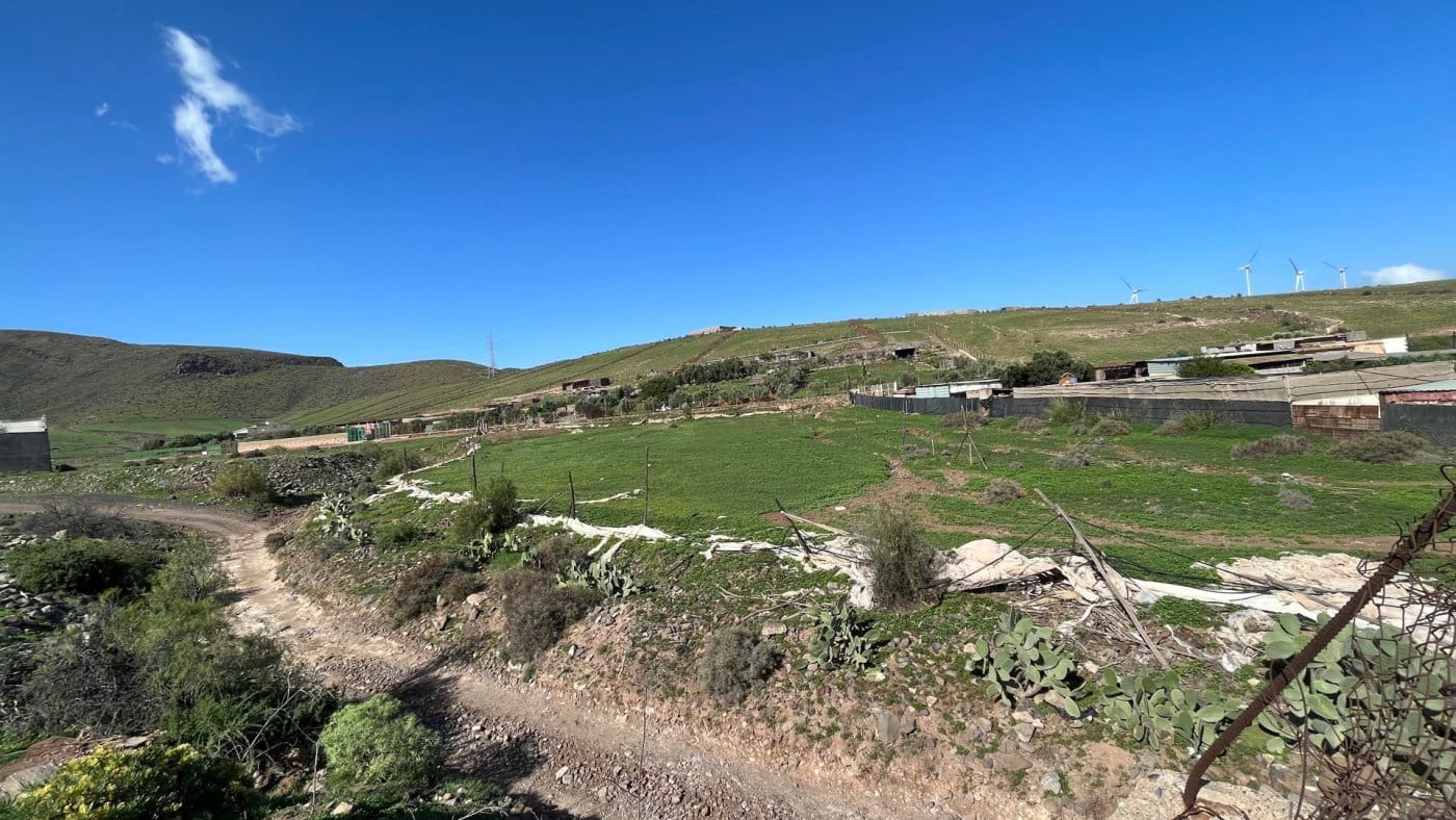 Finka/Dom wiejski na sprzedaż w Santa Lucia de Tirajana - 75 000 € (Ref: 7174398)