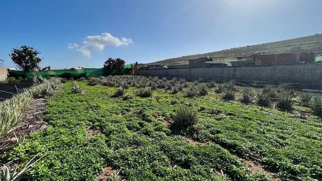 Finca/Landhuis te koop in Santa Lucía de Tirajana - € 75.000 (Ref: 7174398)