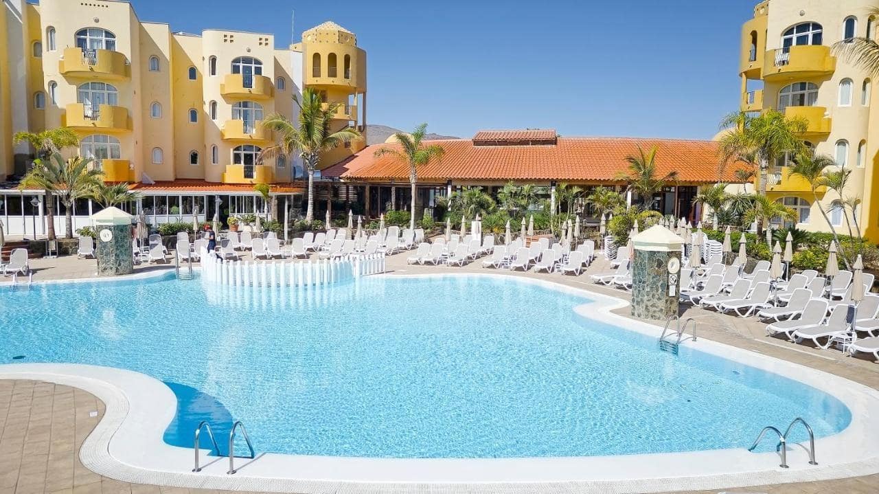 2 soveværelse Lejlighed til salg i San Bartolome de Tirajana med swimmingpool garage - € 299.900 (Ref: 7521535)