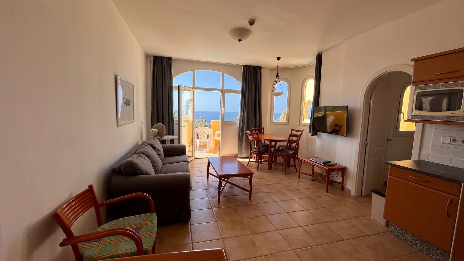 2 soveværelse Lejlighed til salg i San Bartolome de Tirajana med swimmingpool garage - € 299.900 (Ref: 7521535)