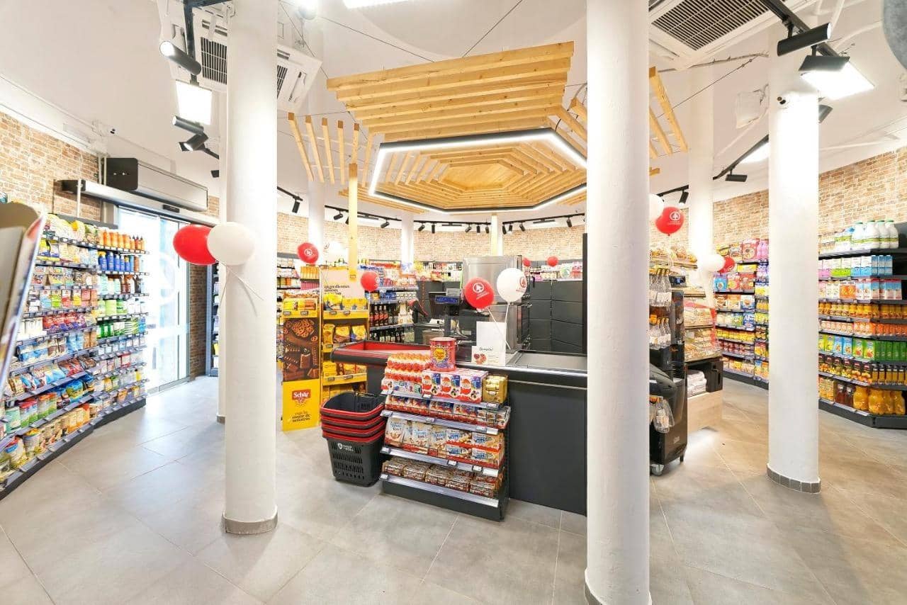 2 bedroom Apartment for sale in San Bartolome de Tirajana with pool garage - € 315,000 (Ref: 7521535)