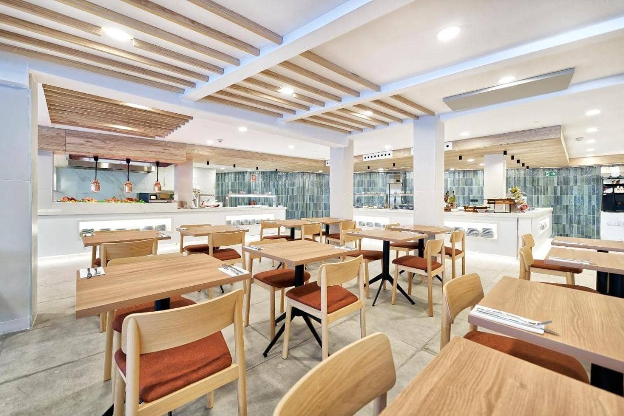 2 bedroom Apartment for sale in San Bartolome de Tirajana with pool garage - € 315,000 (Ref: 7521535)