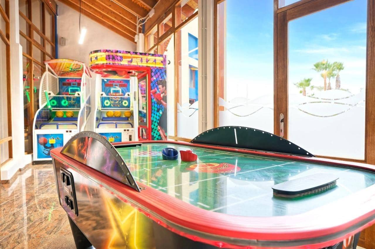 2 soverom Leilighet til salgs i San Bartolome de Tirajana med svømmebasseng garasje - € 315 000 (Ref: 7521535)